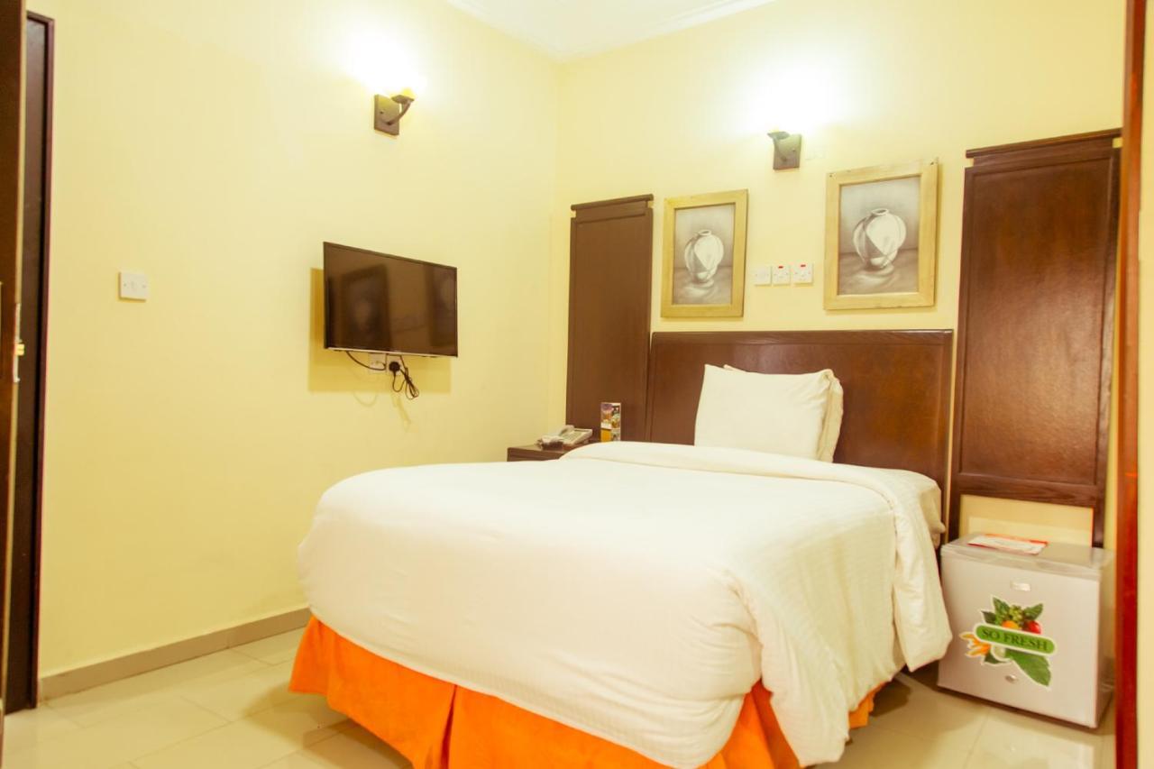 Hotel Reno Abuja Exteriér fotografie