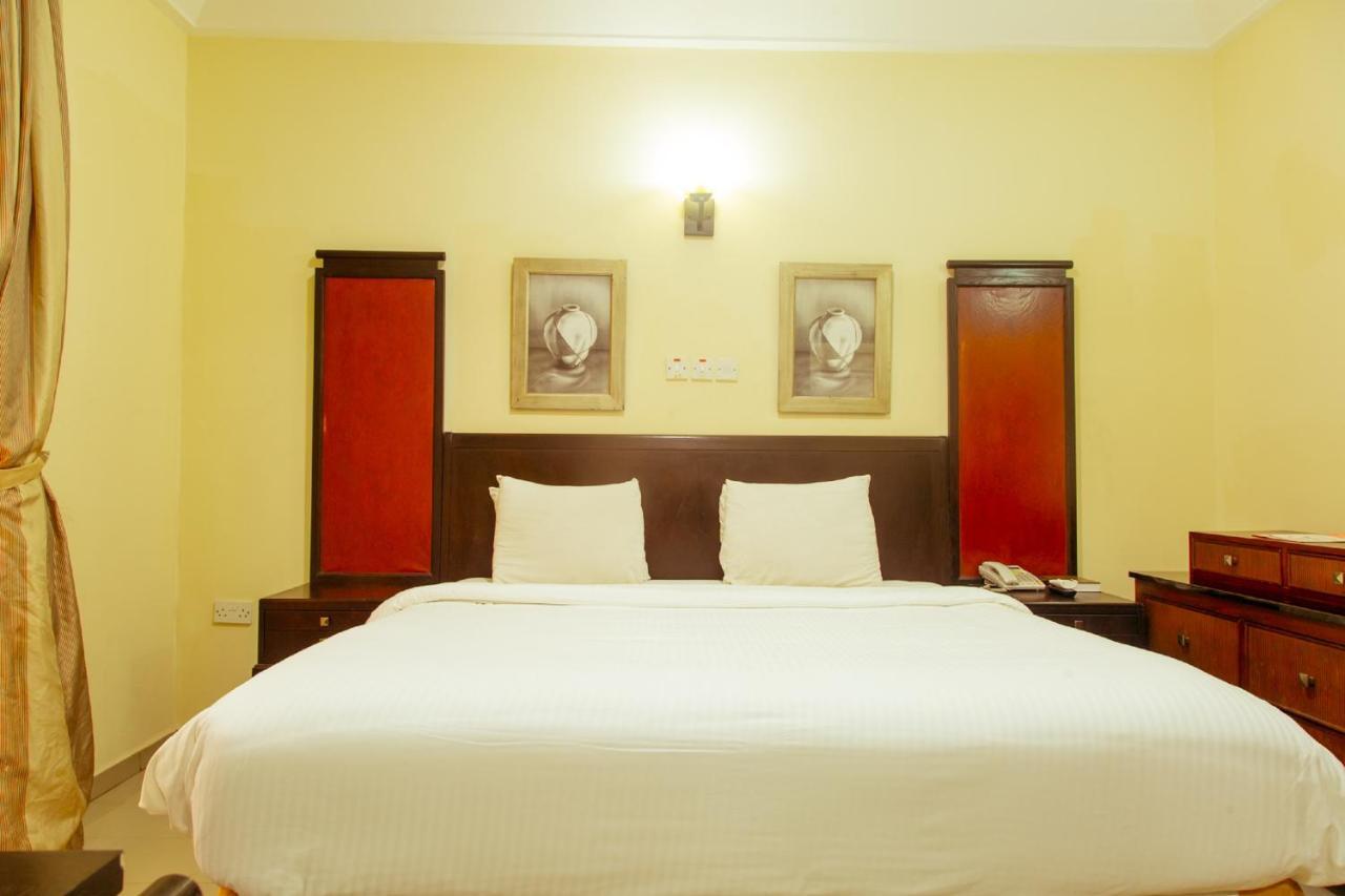 Hotel Reno Abuja Exteriér fotografie
