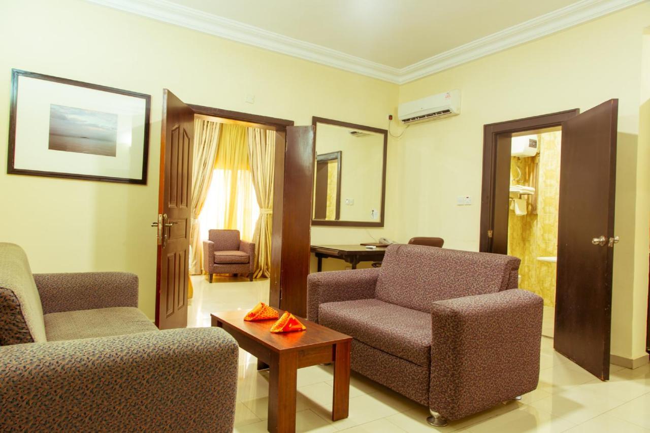 Hotel Reno Abuja Exteriér fotografie