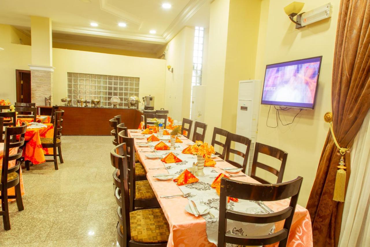 Hotel Reno Abuja Exteriér fotografie